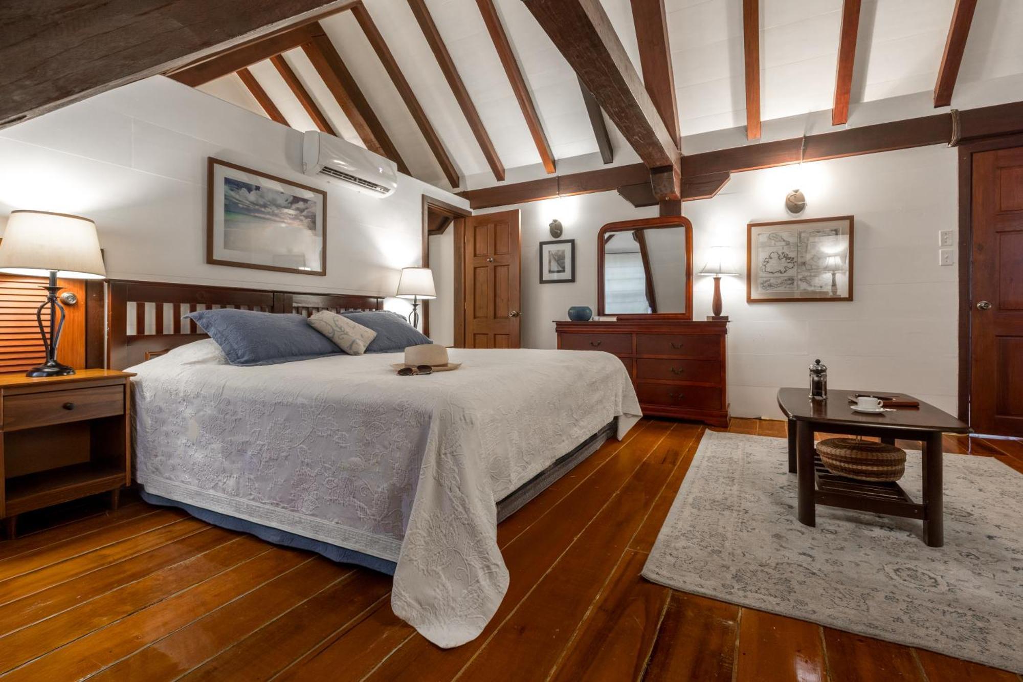 Admiral'S Inn And Gunpowder Suites English Harbour Exterior foto