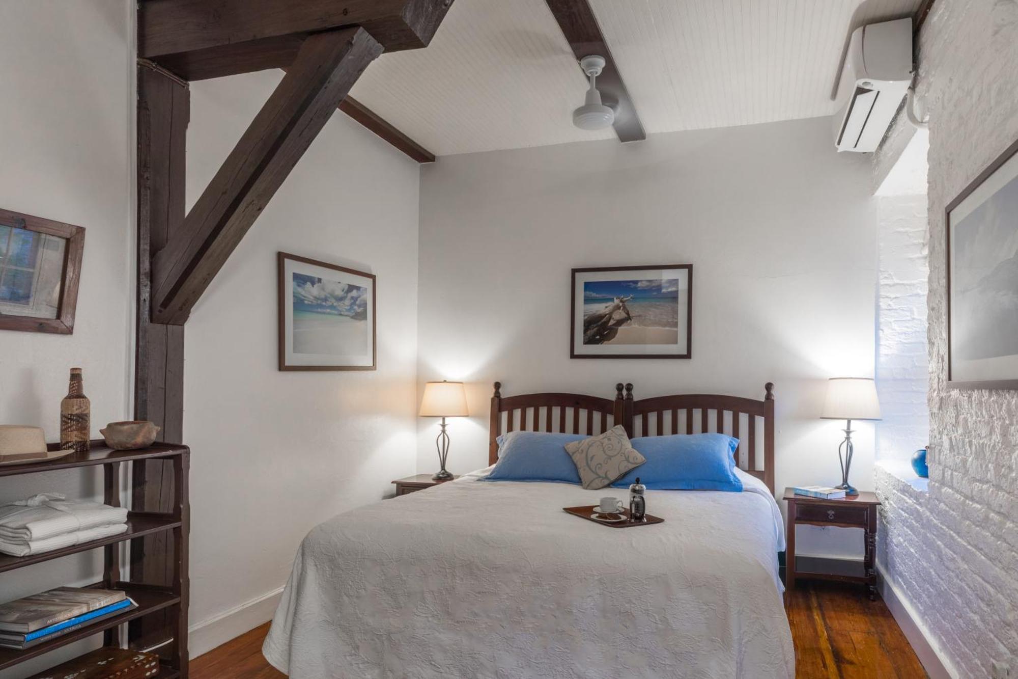 Admiral'S Inn And Gunpowder Suites English Harbour Exterior foto